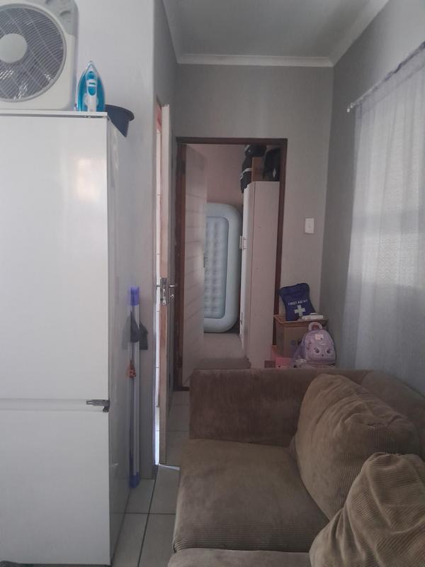 3 Bedroom Property for Sale in Zwelihle Western Cape